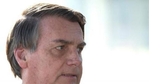 Bolsonaro amenaza con sacar a Brasil de la OMS