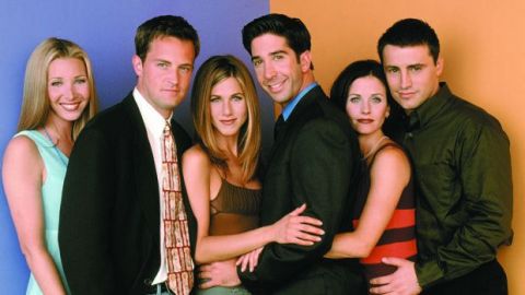 La creadora de "Friends" lamenta que la serie no tuviera más diversidad