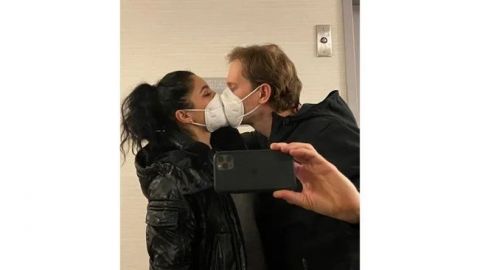 FOTOS: Martha Higareda se muestra muy enamorada de David Korins 👀