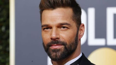 Sacerdote pelea con Ricky Martin por comentario sobre la Virgen