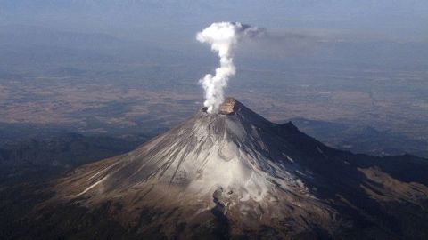 El Popocatépetl registra 4 explosiones en 24 horas