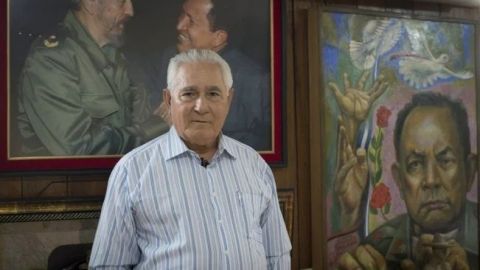 Muere el "Comandante cero", amigo de la CIA y Fidel Castro