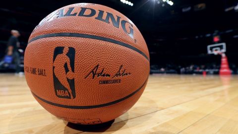 Jugadores de NBA que no quieran jugar, deben informar antes del 24 de junio