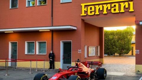 Leclerc rueda en F1 2020 de Ferrari en Maranello