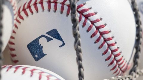 MLB y dueños forzarán a jugadores a presentarse para temporada 2020