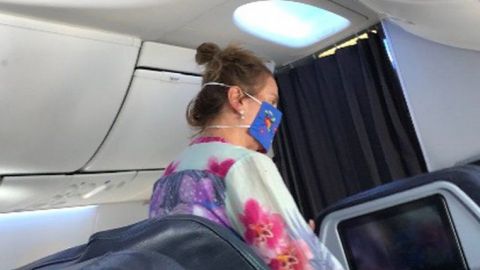 VIDEO: Cuestionan a Beatriz Gutiérrez Müller mientras abordaba vuelo a Cancun