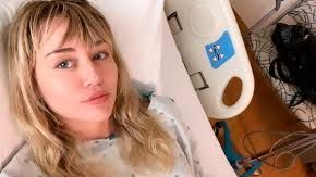 Miley Cyrus lleva sobria 6 meses tras operarse las cuerdas vocales