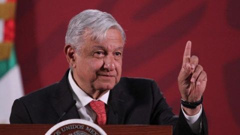 López Obrador dice defender el medioambiente: ''Adoro los árboles, los amo''