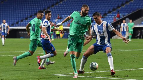 El Real Madrid gana ante el Español y es líder