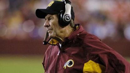 Joe Bugel, ex coach de línea ofensiva de Redskins y arquitecto de famoso grupo '