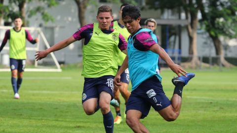 Chivas, con bajas y dudas para la Copa por México