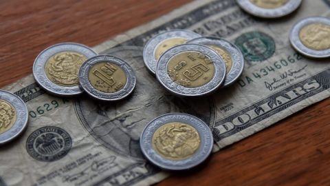 El dolar llega a 22,42 pesos en la semana del T-MEC
