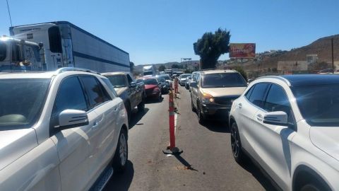 Más de 11, 500 vehículos  cruzaron el fin de semana a Ensenada