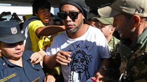 Ronaldinho transita por el quinto mes de reclusión en Paraguay