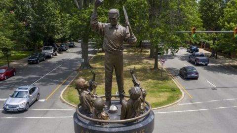 La estatua de Arthur Ashe seguirá en avenida de Richmond