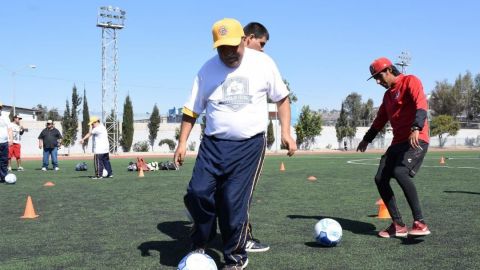 Se ofrecerá clínica de fútbol para personas con discapacidad de manera virtual