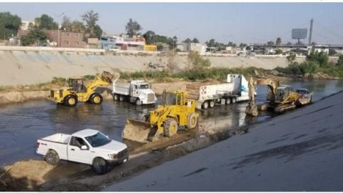 Limpieza de canalización de río Tijuana tiene avance del 5%