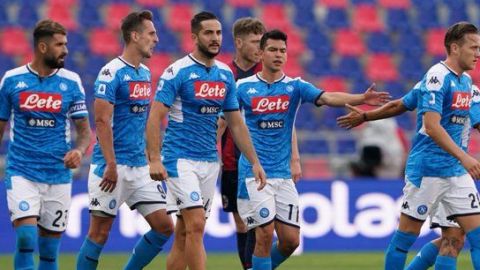 "Chucky" Lozano titular en empate del Napoli