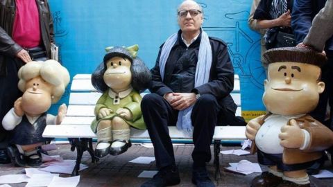 El dibujante argentino Quino, creador de Mafalda, cumple 88 años