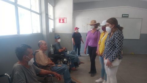 VIDEO: DIF rescata y atiende a abuelitos en instalaciones de CREA