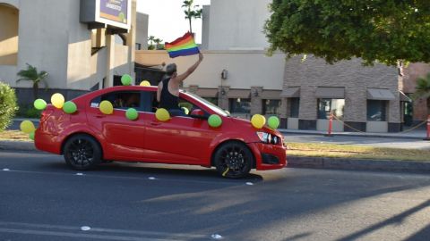 En Mexicali caravana a favor  del matrimonio gay