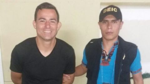 Arrestan a futbolista guatemalteco Marco Pappa por escándalo en vía pública