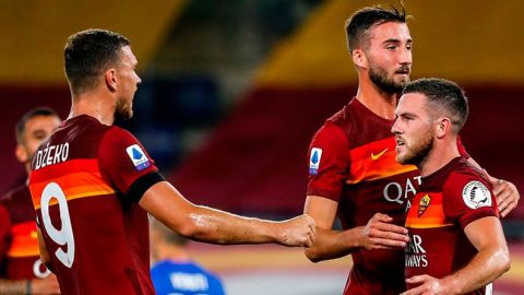 Roma gana al Fiorentina y acaricia el pase directo a la Liga Europa