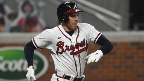 Con jonrón y remolcada de Freeman, Bravos ganan 7-4 a Rays