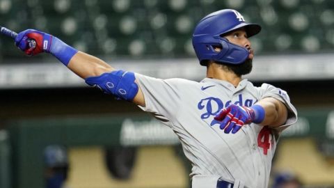 Jonrón de Ríos en la 13ra da triunfo a Dodgers sobre Astros