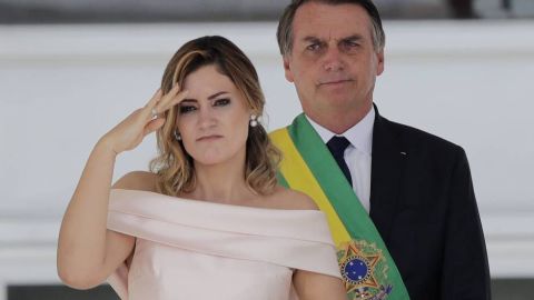 La esposa de presidente de Brasil da positivo de coronavirus