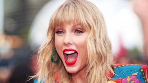Taylor Swift vende más de 2 millones de copias de ''Folklore'' y bate récords