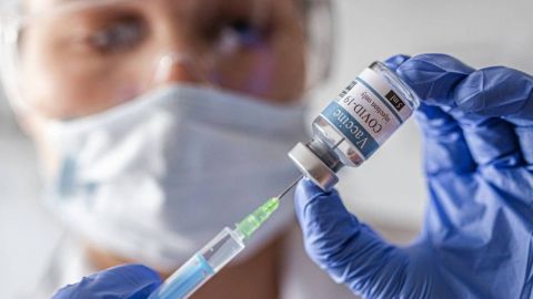 Rusia concluye las pruebas clínicas de su primera vacuna contra la COVID-19