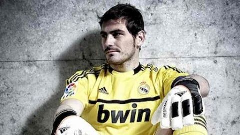 Real Madrid rinde homenaje a Casillas, su "mejor portero de la historia"