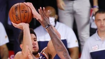 Con anotación de Booker, Suns ganan 117-115 a Clippers