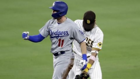 Pollock jonronea, May poncha 8, Dodgers superan a Padres 5-2