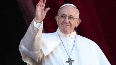 El papa Francisco dona 250.000 euros para ayudas en Líbano