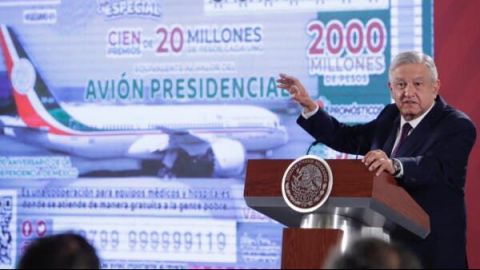 En Palacio Nacional venden ''cachitos'' del avión presidencial