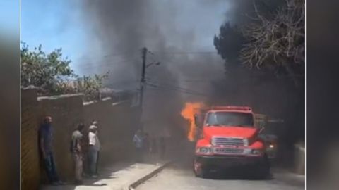 VIDEO: Gran incendio fuera de control en Lomas del Porvenir