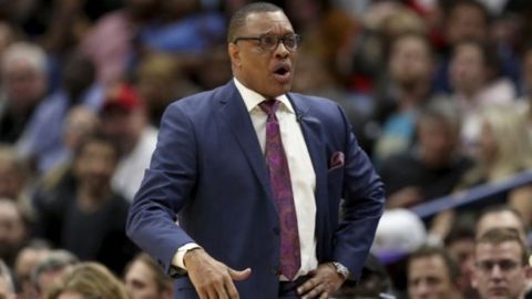 Pelicans despiden a entrenador Alvin Gentry