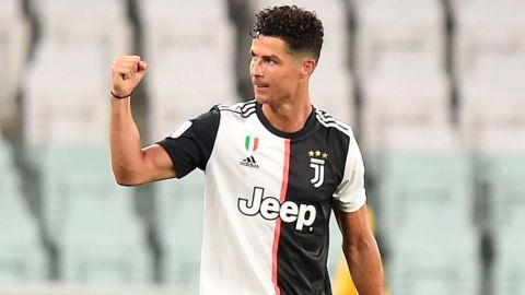 Cristiano Ronaldo pidió a Raúl Jiménez para la Juventus
