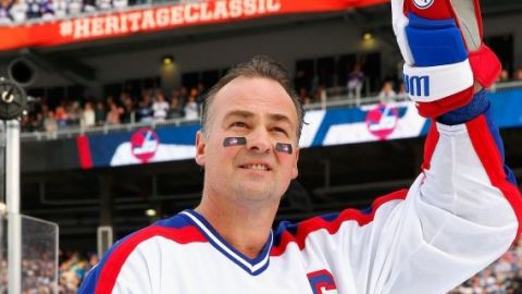 Muere de cáncer la estrella del hockey, Dale Hawerchuk