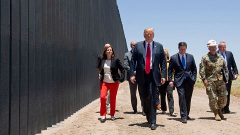 Trump insiste en que México pagará el muro; evalúa imponer peaje