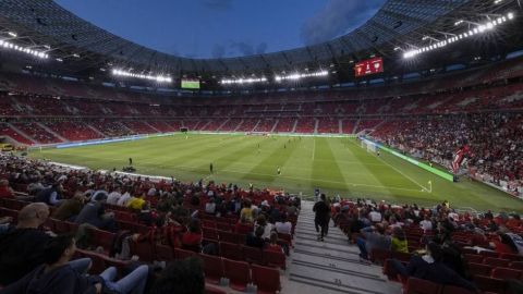 UEFA estudia un "número reducido de espectadores" en la Supercopa de Europa