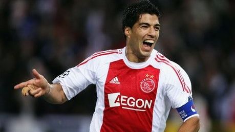 En el Ajax ven poco probable el fichaje de Luis Suárez