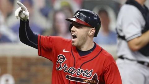 Bravos barren a Yanquis en doble cartelera