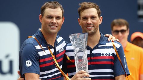 Hermanos Bryan anuncian retiro días antes del US Open
