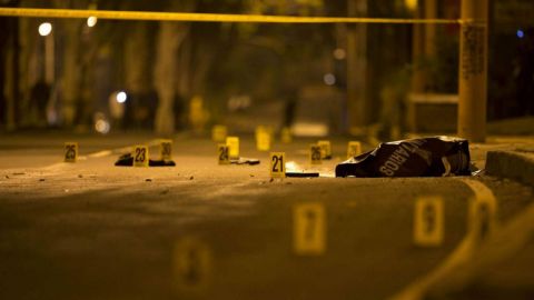 Con más de 70 tiros matan a tres hombres en Culiacán