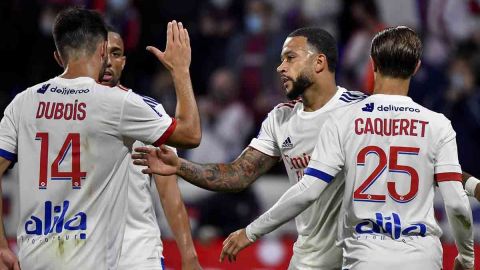 Lyon debuta con goleada en la liga de Francia