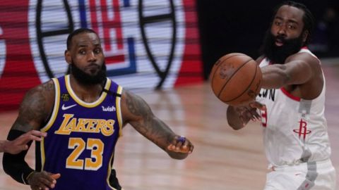 Rockets vencen a Lakers, que inician otra serie con derrota