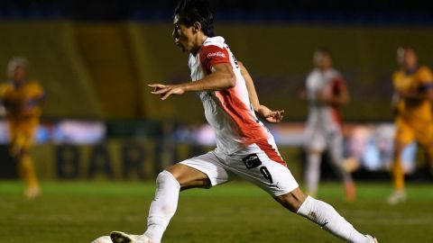 VIDEO: Chivas se impone a Tigres en el Volcán